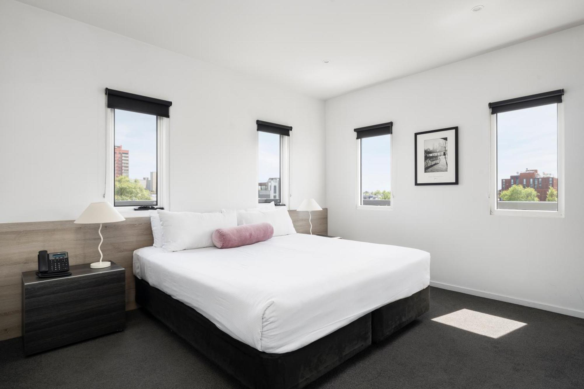 Tyrian Serviced Apartments Fitzroy Melbourne Exterior photo